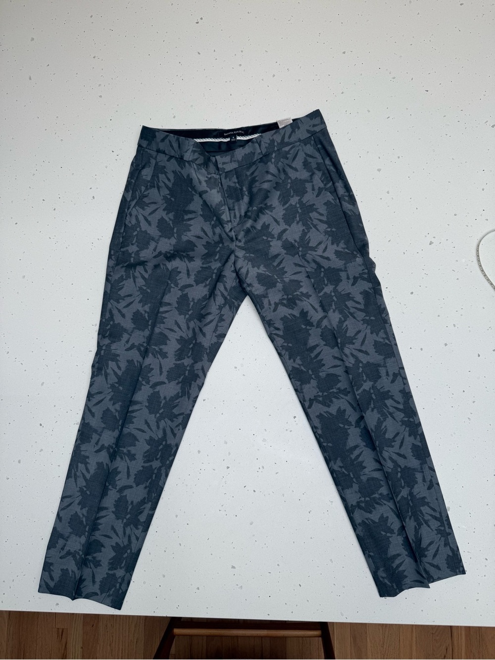Banana Republic Avery Floral Jacquard Pants Size 6